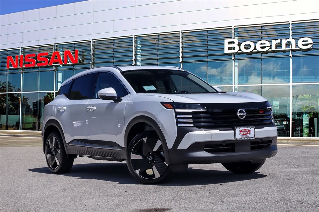 2025 Nissan Kicks SR AWD