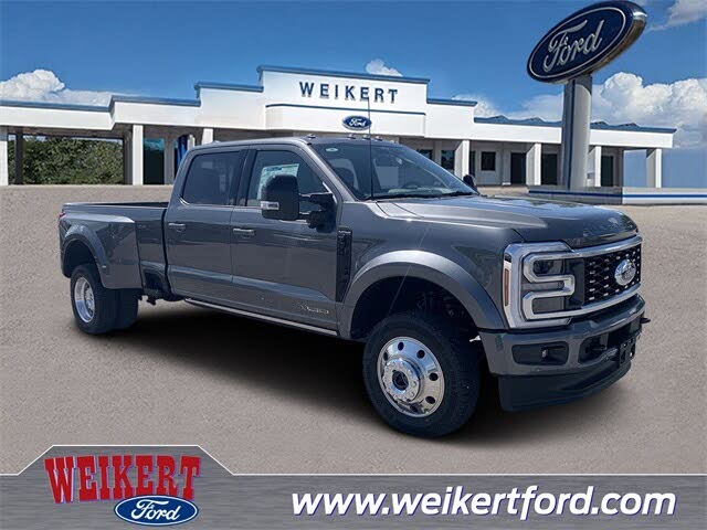 2025 Ford F-450 Super Duty Platinum Crew Cab LB DRW 4WD