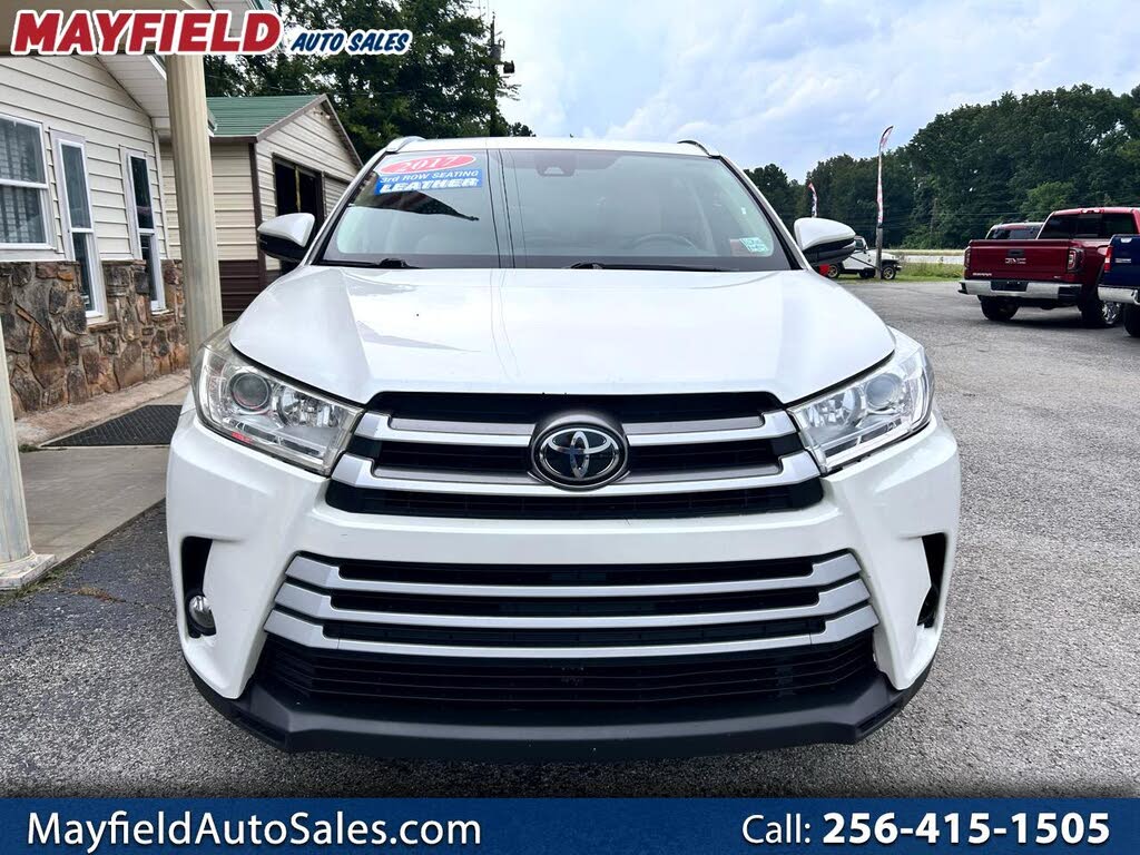 2017 Toyota Highlander SE