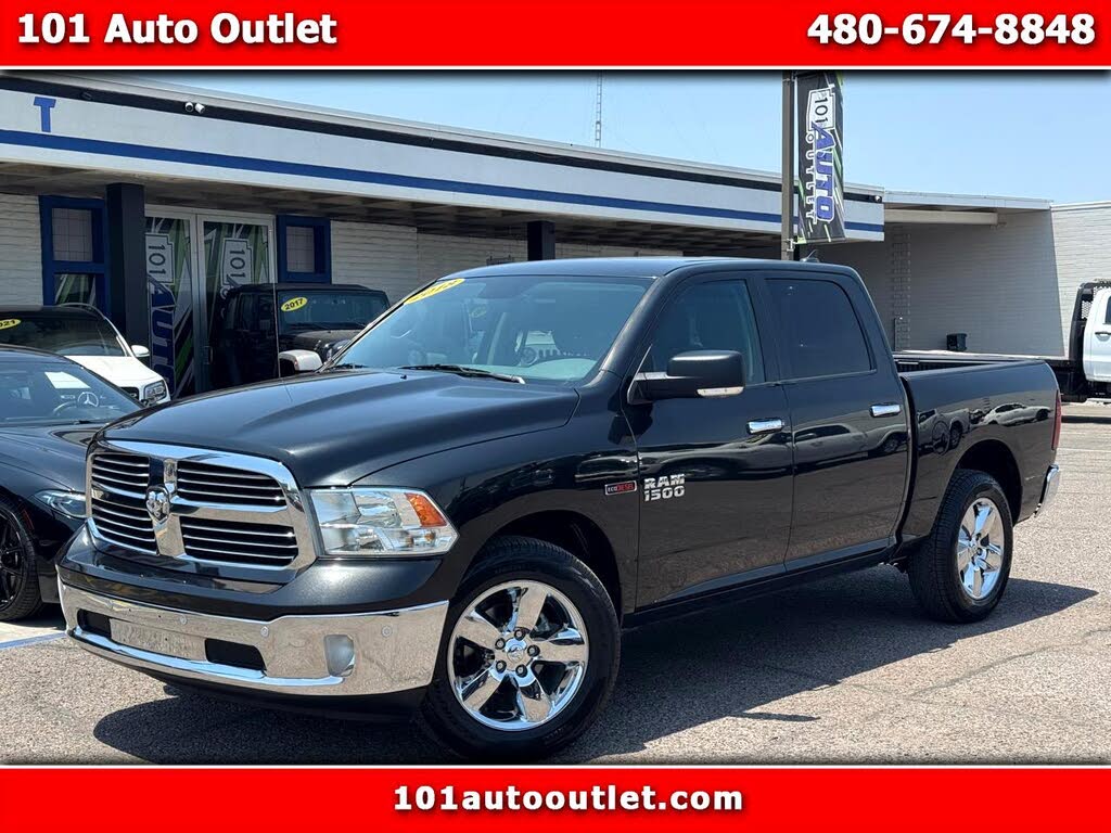 2018 RAM 1500 SLT Crew Cab 4WD