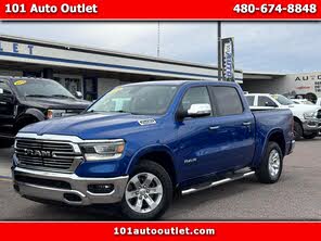 RAM 1500 Laramie Crew Cab RWD