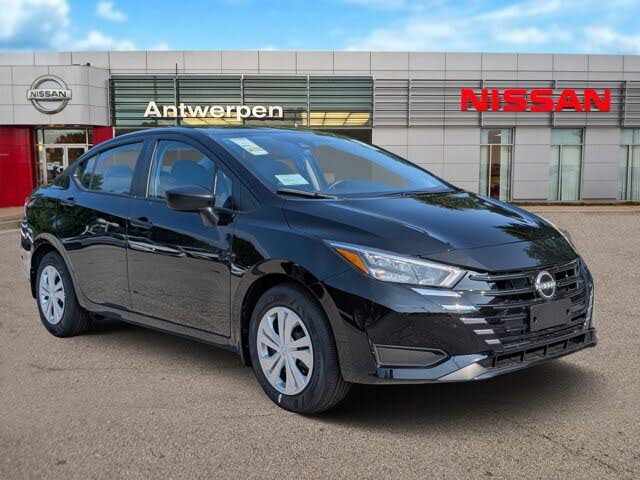2025 Nissan Versa S FWD