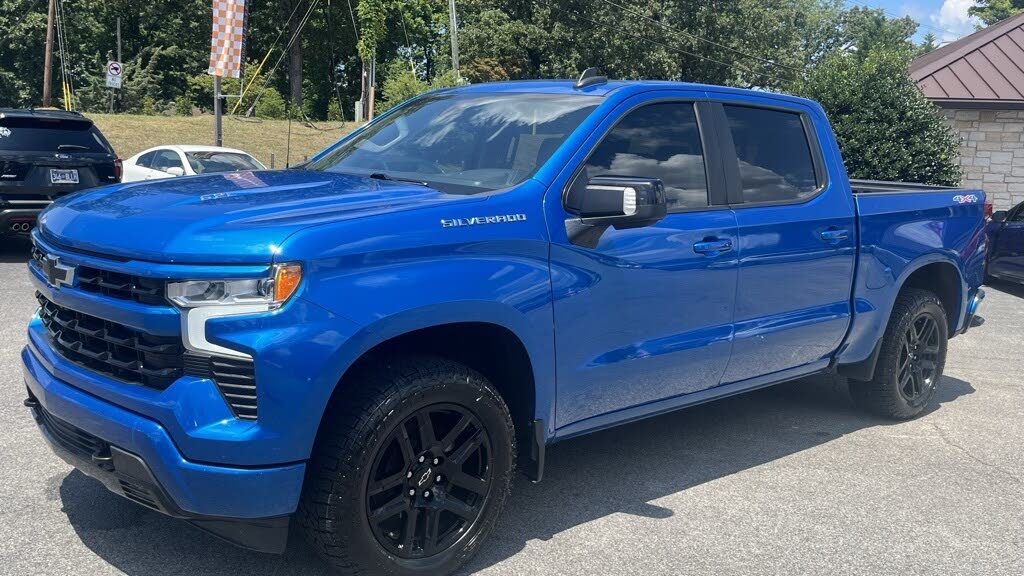 2022 Chevrolet Silverado 1500 RST Crew Cab 4WD