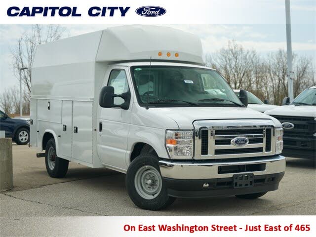 2025 Ford E-Series Chassis E-350 SD Cutaway SB DRW RWD