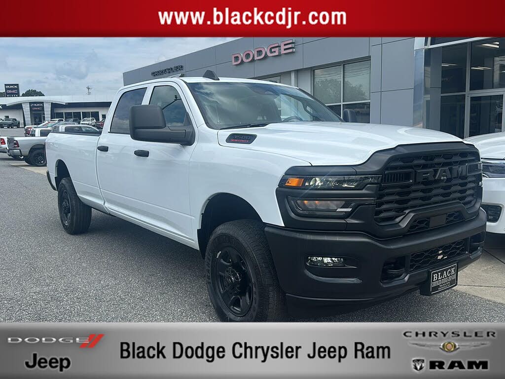 2026 RAM 3500 Tradesman Crew Cab LB 4WD
