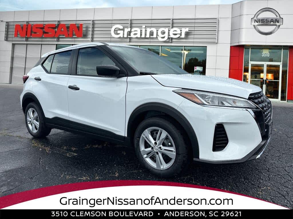 2025 Nissan Kicks Play S FWD