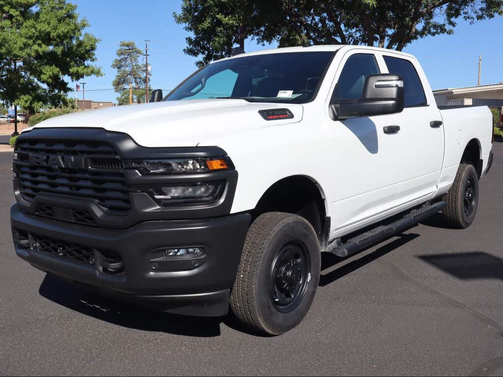 2025 RAM 2500 Tradesman Crew Cab 4WD