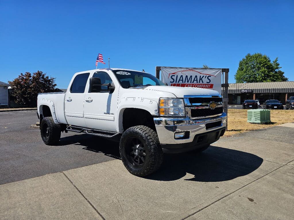 2014 Chevrolet Silverado 2500HD LTZ Crew Cab 4WD