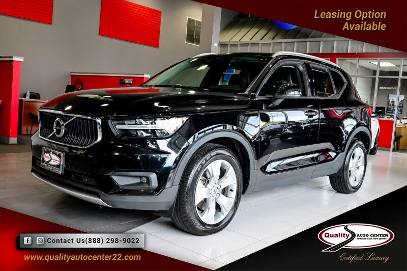 2021 Volvo XC40 T4 Momentum FWD