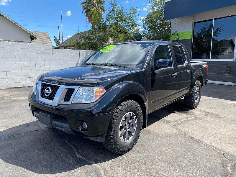 2018 Nissan Frontier PRO-4X Crew Cab 4WD