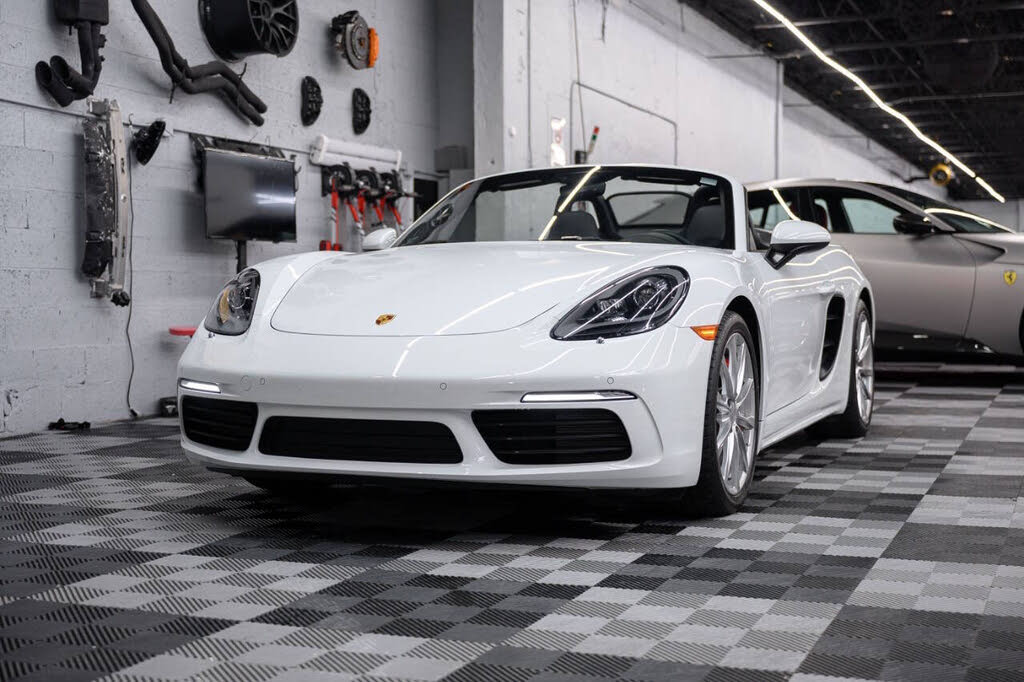 2023 Porsche 718 Boxster S RWD