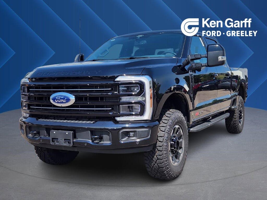 2025 Ford F-250 Super Duty Platinum Crew Cab 4WD