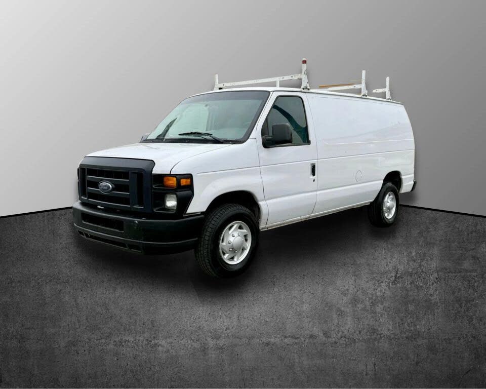 2008 Ford E-Series E-350 Super Duty Cargo Van