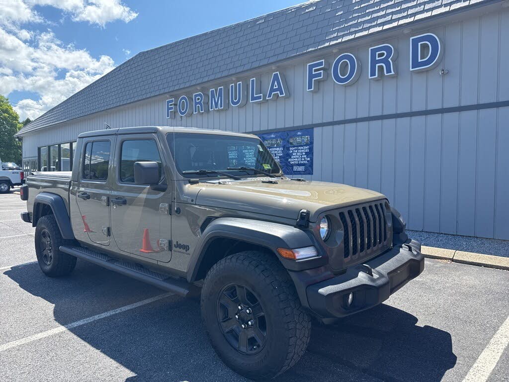 2020 Jeep Gladiator Sport Crew Cab 4WD