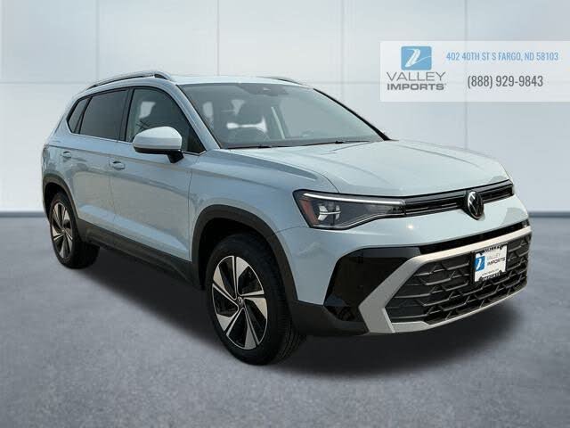 2025 Volkswagen Taos SE 4Motion