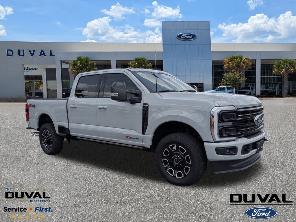 2025 Ford F-250 Super Duty Platinum Crew Cab 4WD