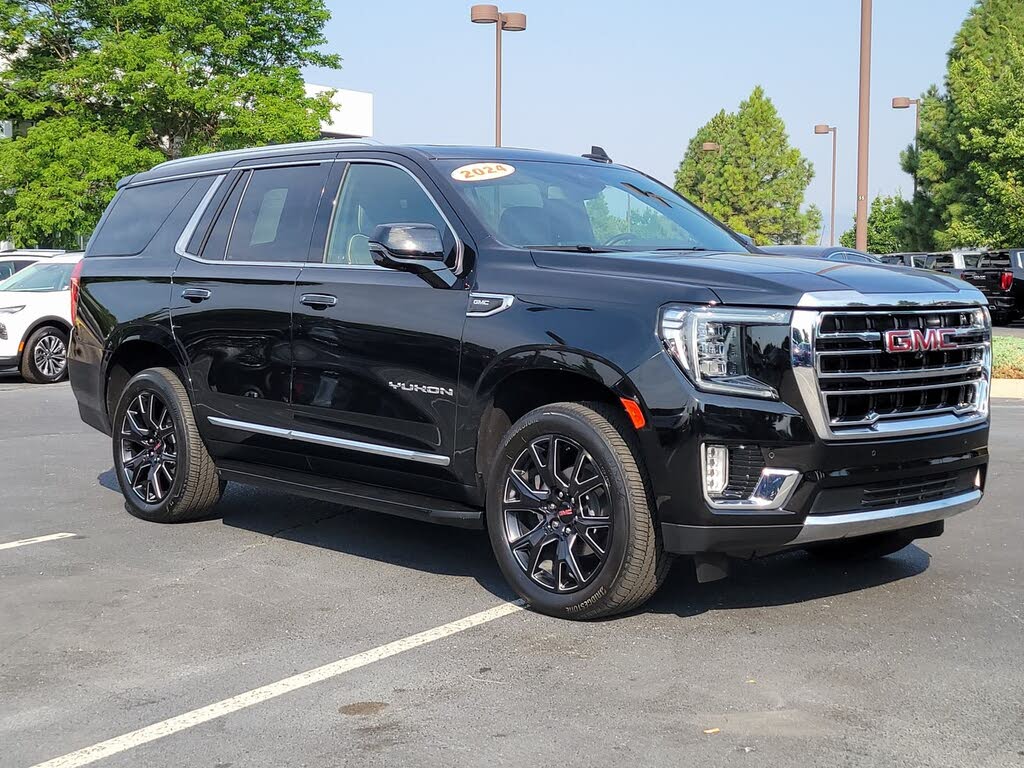 2024 GMC Yukon SLT 4WD