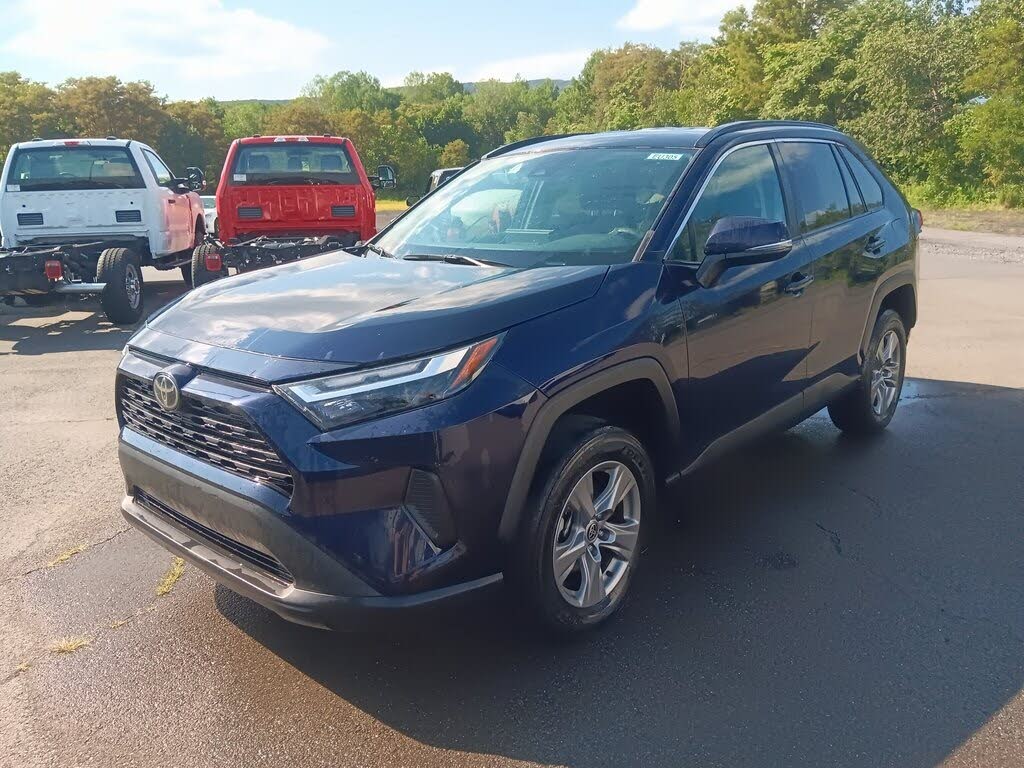 2024 Toyota RAV4 XLE AWD