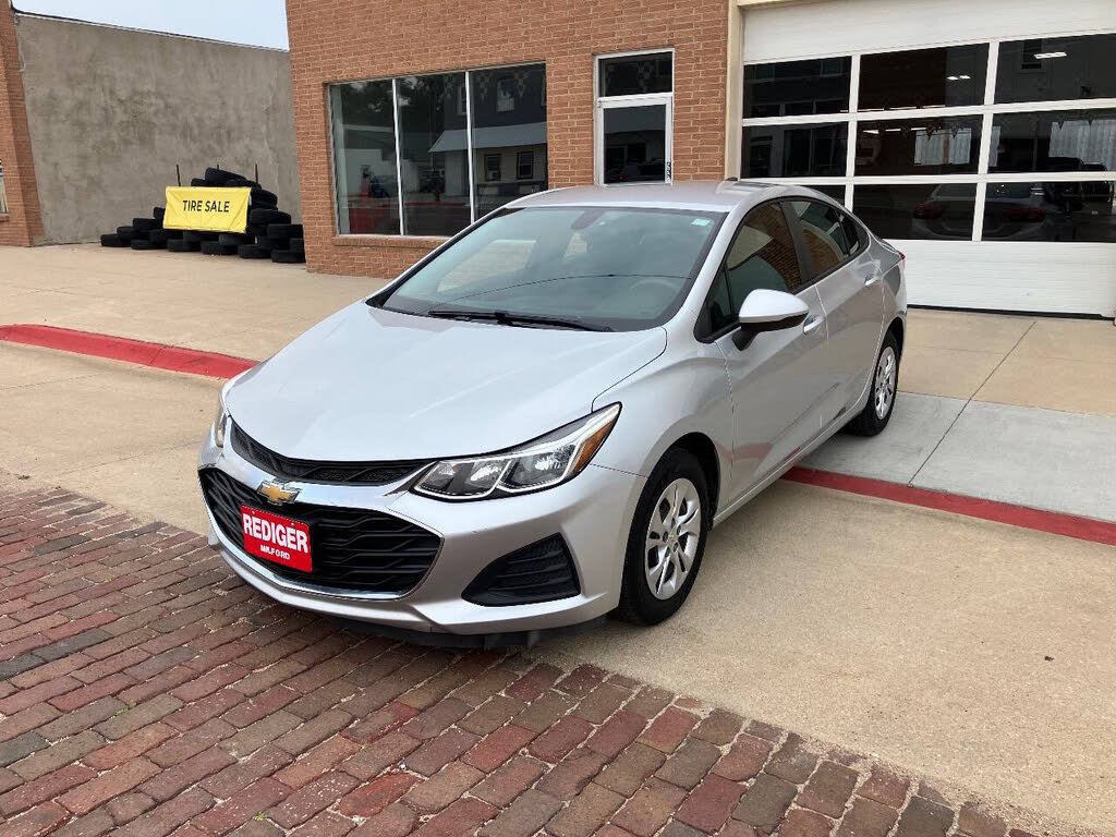 2019 Chevrolet Cruze LS Sedan FWD