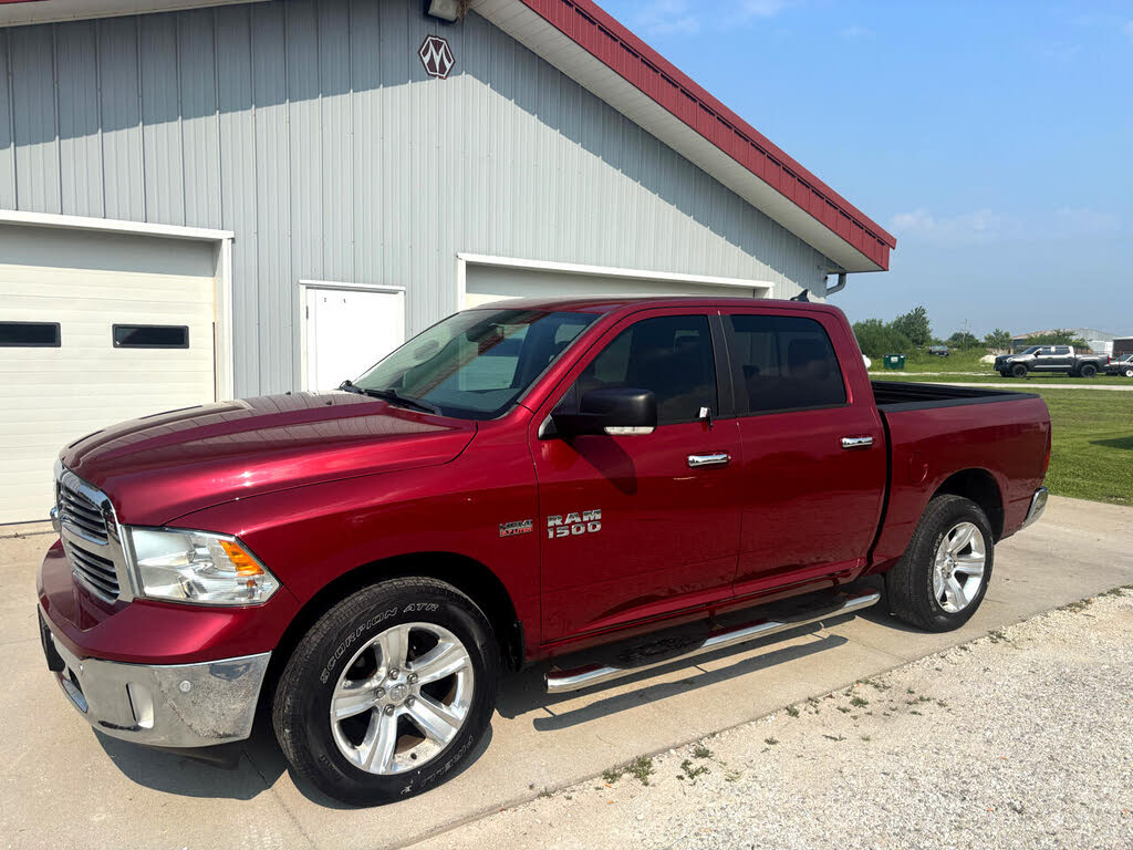 2014 RAM 1500 SLT Crew Cab 4WD