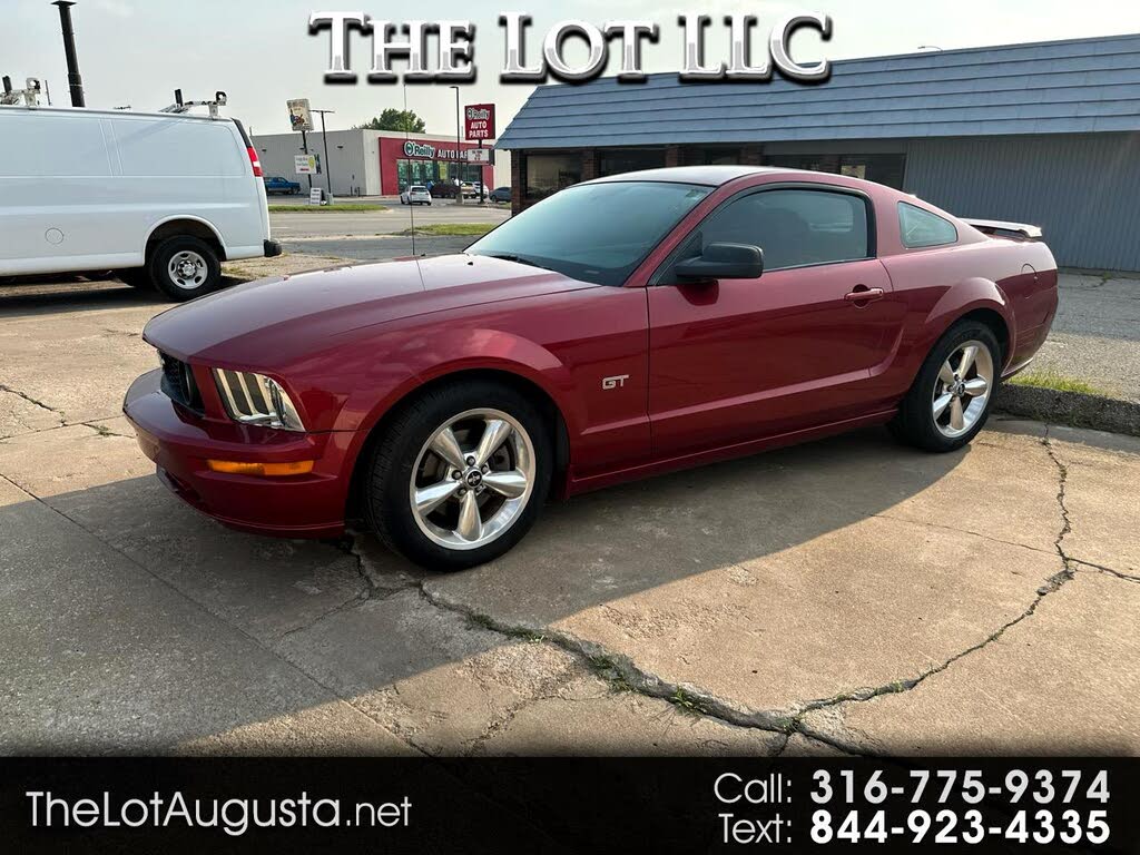 2007 Ford Mustang GT Deluxe Coupe RWD