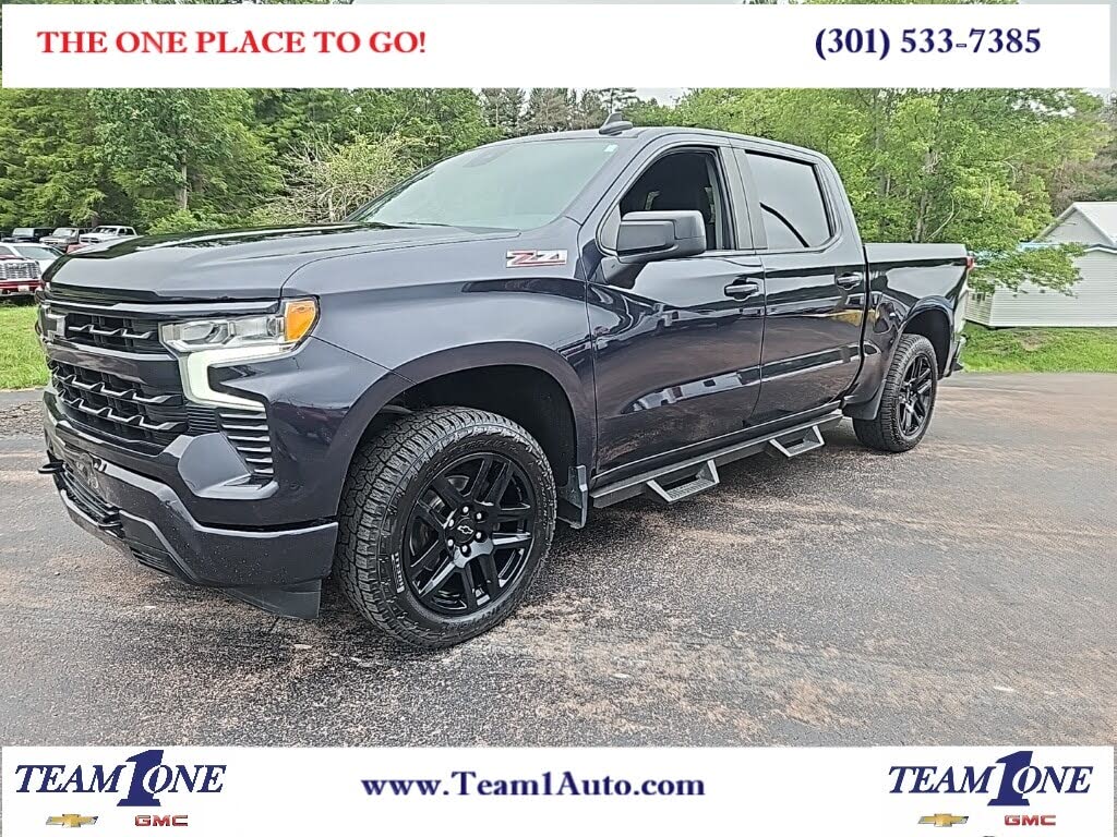 2022 Chevrolet Silverado 1500 RST Crew Cab 4WD