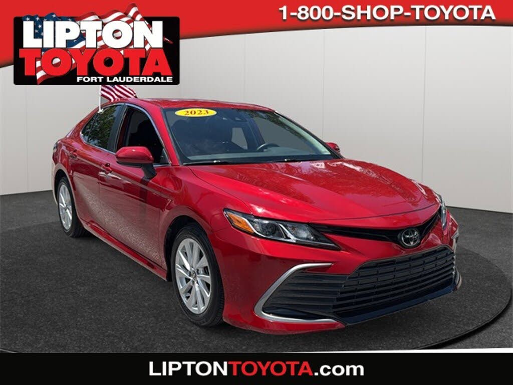 2023 Toyota Camry LE FWD