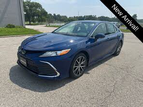 Toyota Camry Hybrid XLE FWD