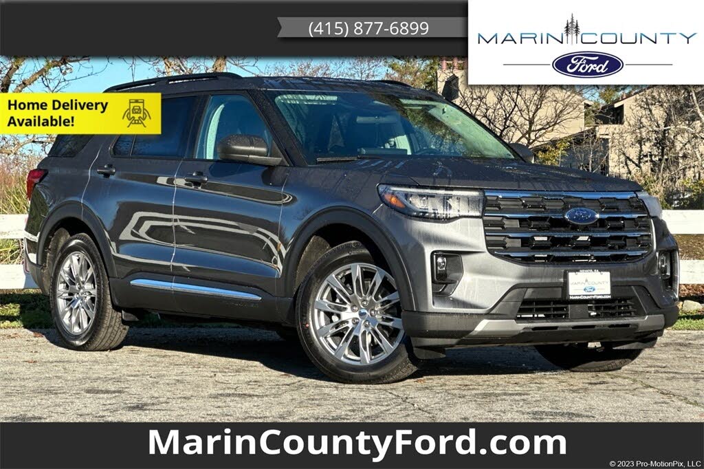 2025 Ford Explorer Active AWD