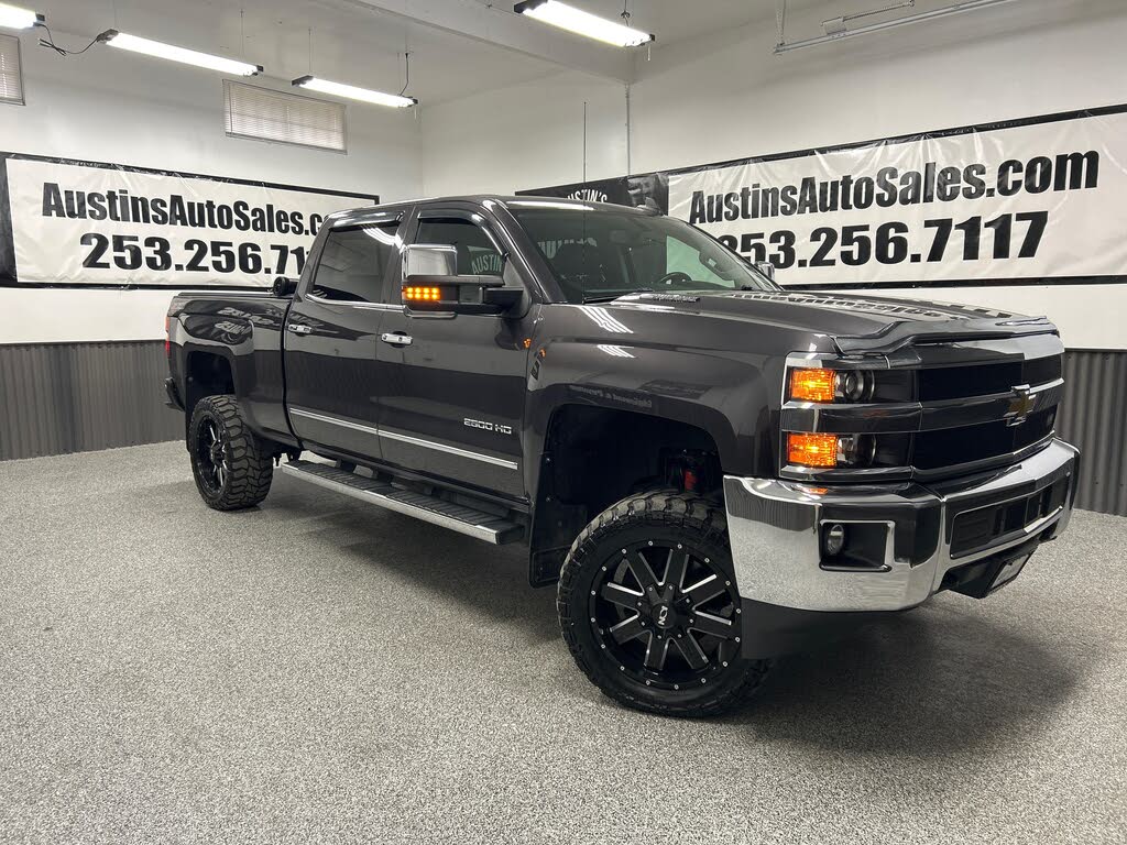 2015 Chevrolet Silverado 2500HD LTZ Crew Cab 4WD