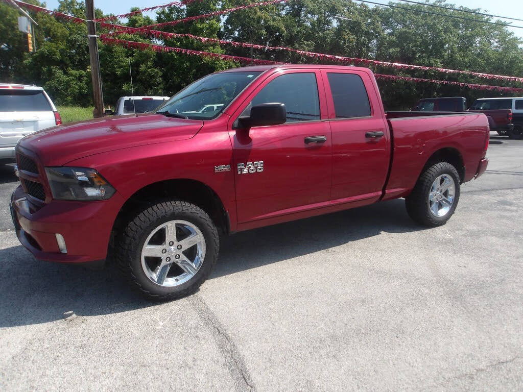 2013 RAM 1500 Express Quad Cab 4WD