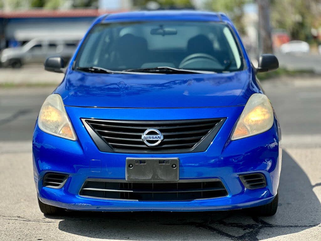 2014 Nissan Versa 1.6 S Plus