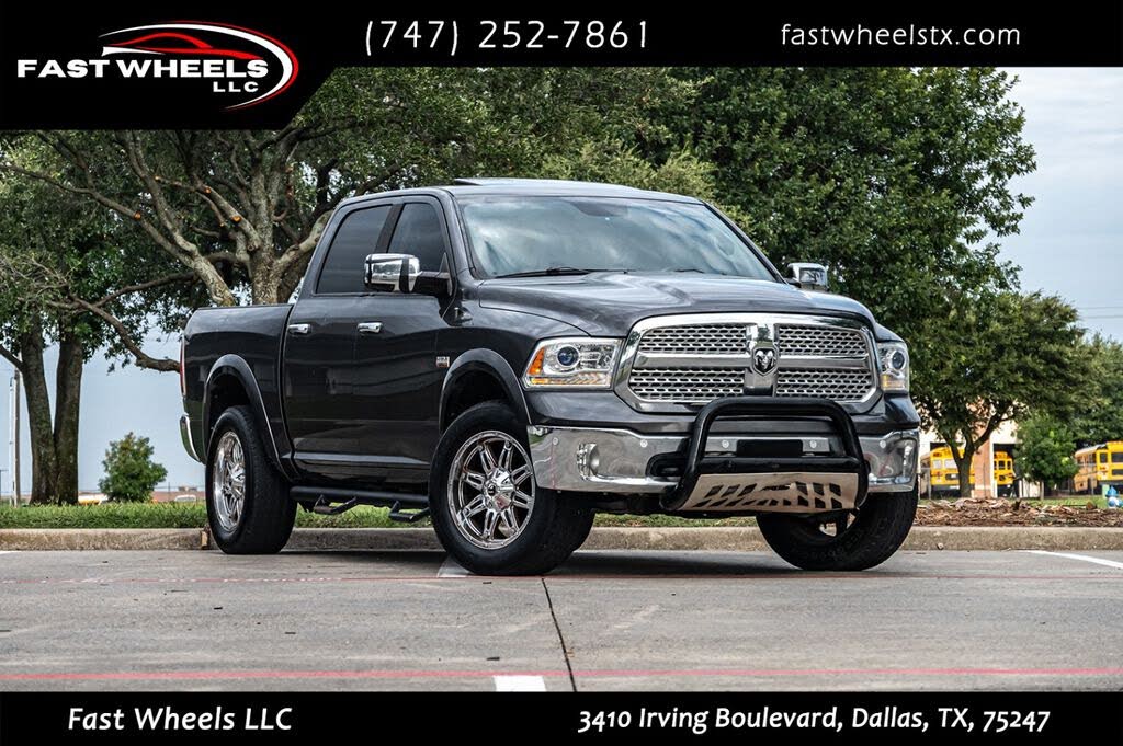 2016 RAM 1500 Laramie Crew Cab 4WD
