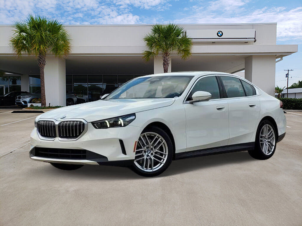 2024 BMW 5 Series 530i RWD