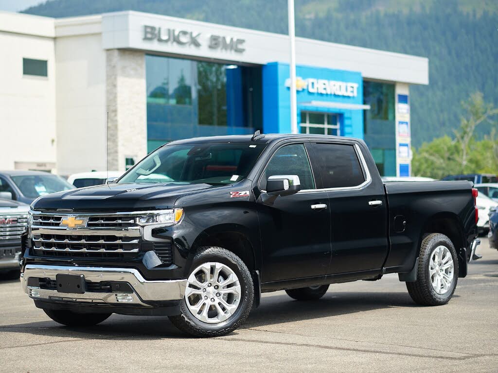 2024 Chevrolet Silverado 1500 LTZ Crew Cab 4WD