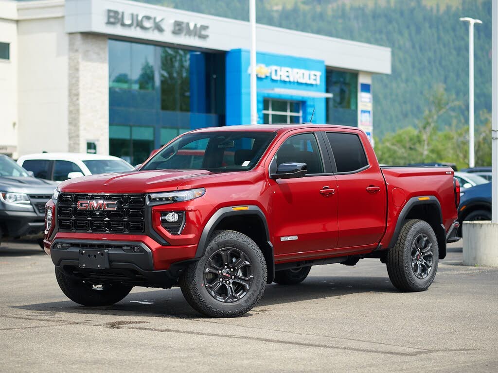 2025 GMC Canyon Elevation Crew Cab 4WD