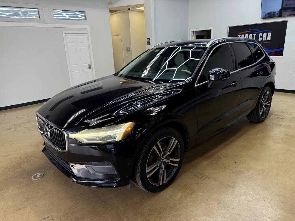 2018 Volvo XC60 T5 Momentum AWD