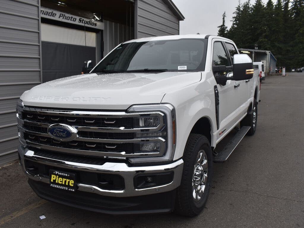 2025 Ford F-350 Super Duty King Ranch Crew Cab 4WD