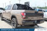 Nissan Titan PRO-4X Crew Cab 4WD