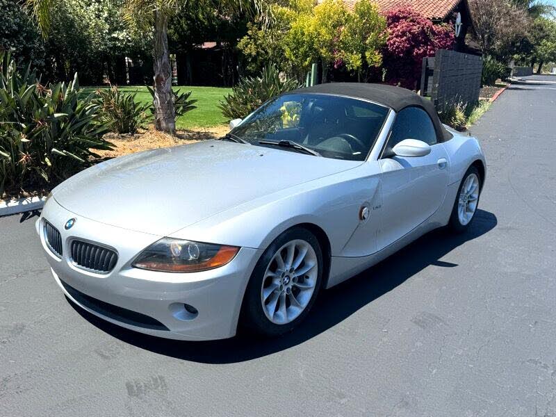 2003 BMW Z4 2.5i Roadster RWD