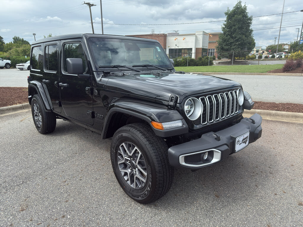 2025 Jeep Wrangler Sahara 4-Door 4WD