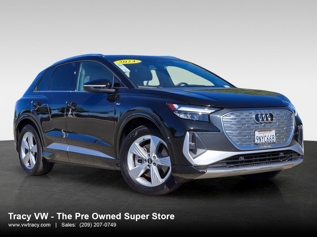 2024 Audi Q4 e-tron quattro Premium 55