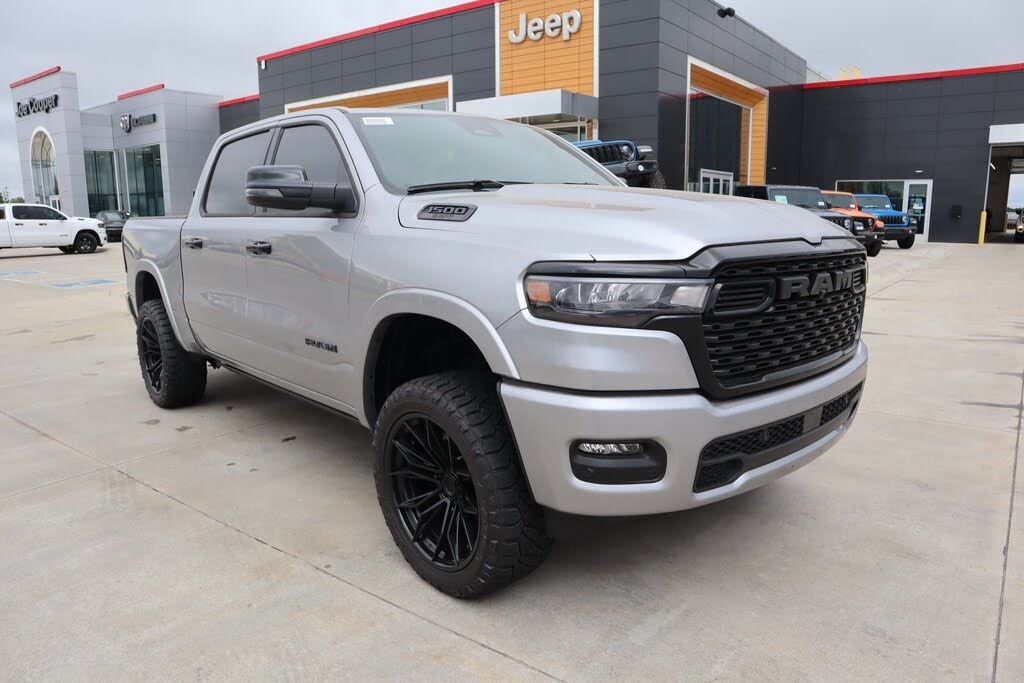 2025 RAM 1500 Big Horn Crew Cab 4WD