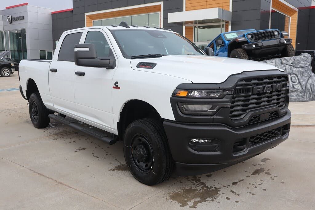 2025 RAM 2500 Tradesman Crew Cab 4WD