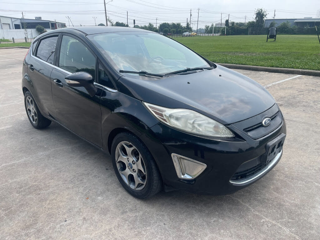 2011 Ford Fiesta SES Hatchback