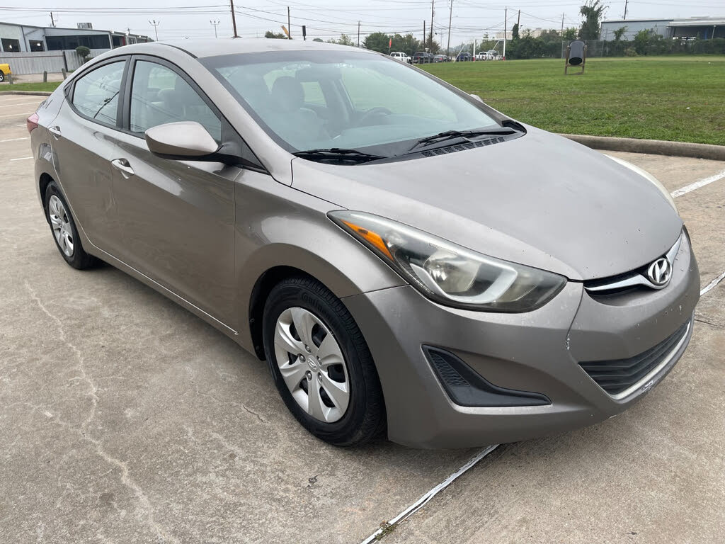 2016 Hyundai Elantra SE FWD