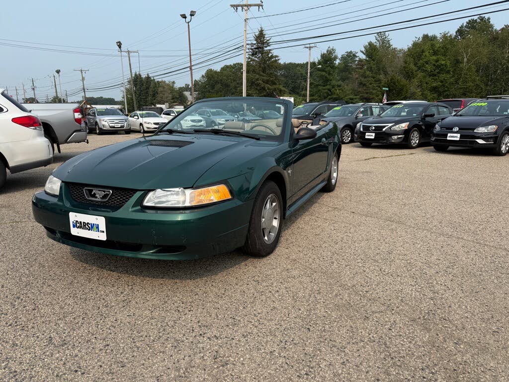 2000 Ford Mustang Convertible RWD