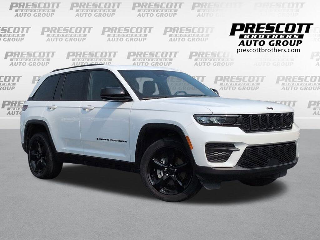 2024 Jeep Grand Cherokee Altitude 4WD