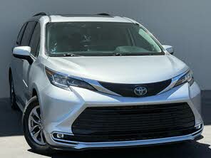Toyota Sienna XLE 7-Passenger FWD