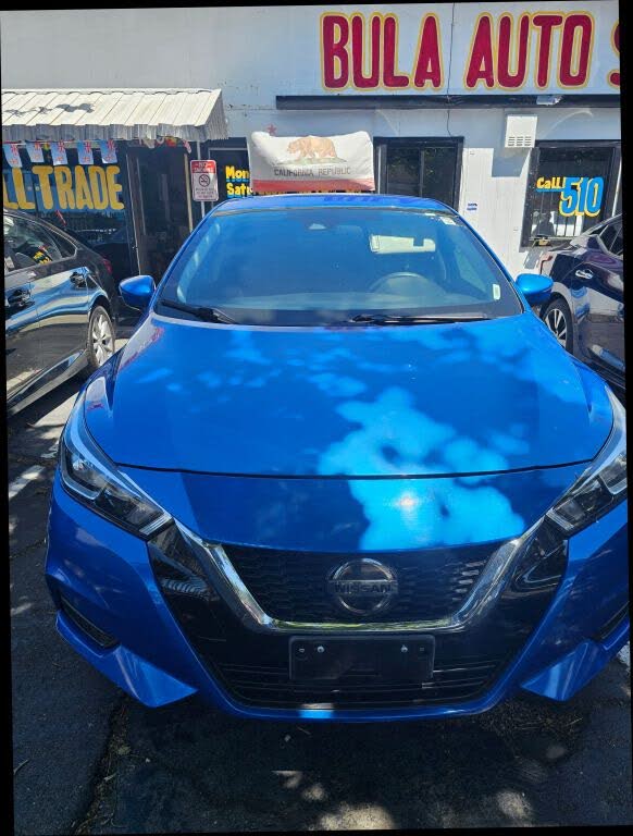 2021 Nissan Versa SV FWD